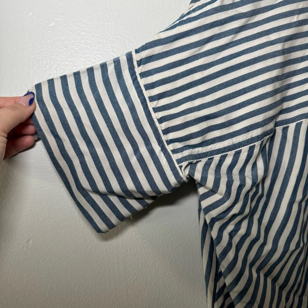Madewell size S oversized boxy button up shirt signature‎ poplin Blue stripe